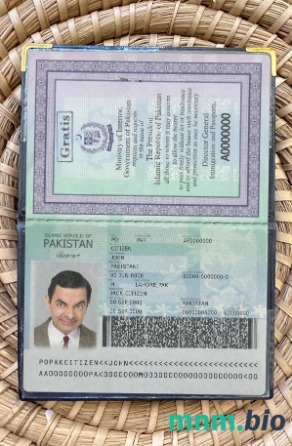 Pakistan nowy paszport 2020-obecnie fotowygląd, skan i fotorealistyczny snapshot, 2 w 1